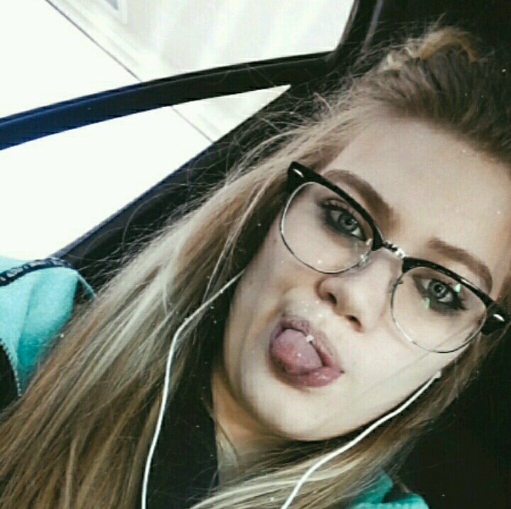 Meet your Posher, Adisen